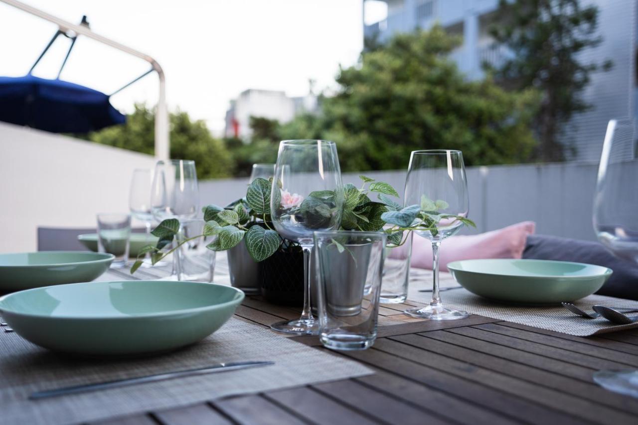 Centro Appartamento Elegante Con Doppia Terrazza Lignano Sabbiadoro Bagian luar foto